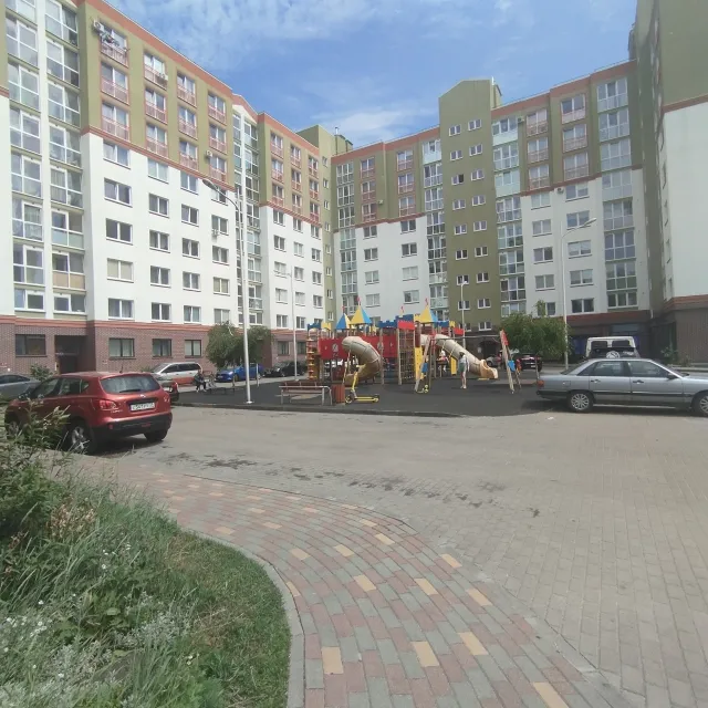 помещение свободного назначения 60 кв. м Калининград, улица Николая Карамзина,38